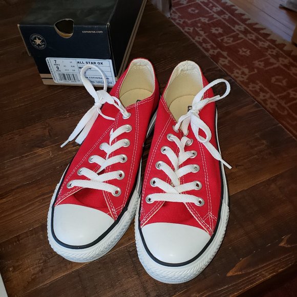 Converse Shoes | Low Tops Red Size 9 